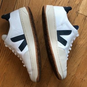 Men's Veja V-12 B Mesh White and Navy Sneakers